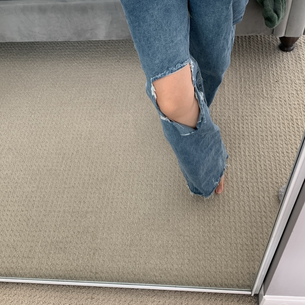 Never Worn Ripped Jeans -24-25